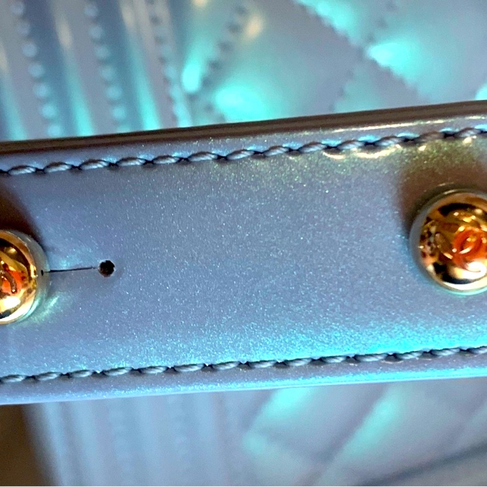 Elegant Blue Quilted Shoulder Bag - Picture 15 of 16